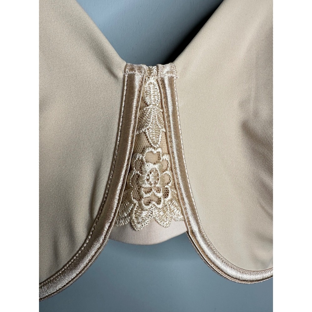 Vanity Fair Comfort Revolution Wirefree T-Shirt Bra Beige Full Coverage SZ 44DDD - Picture 2 of 11